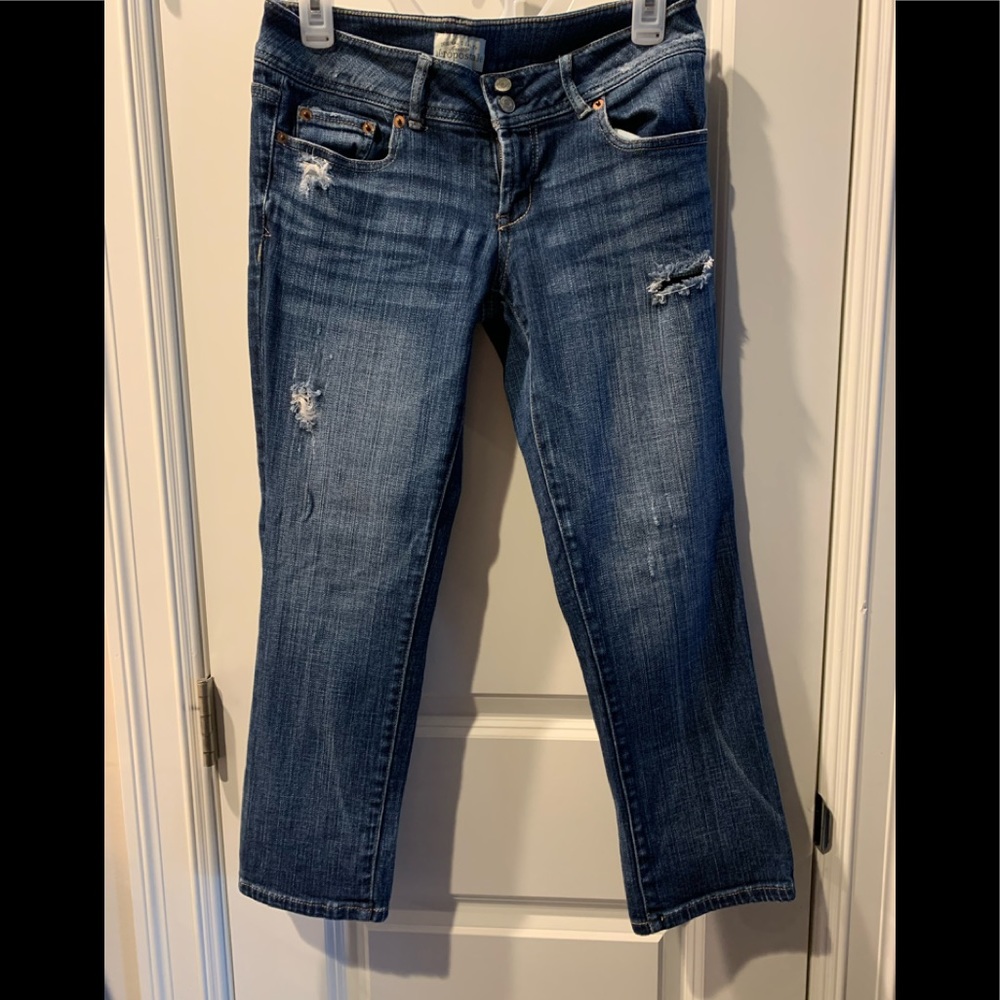 Aeropostale Cropped Distressed Blue Jeans Size 5/6